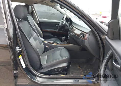 2009 BMW 328I z USA, uszkodzony, nr VIN WBAPH77539NL82961